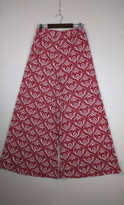 Geometric Red