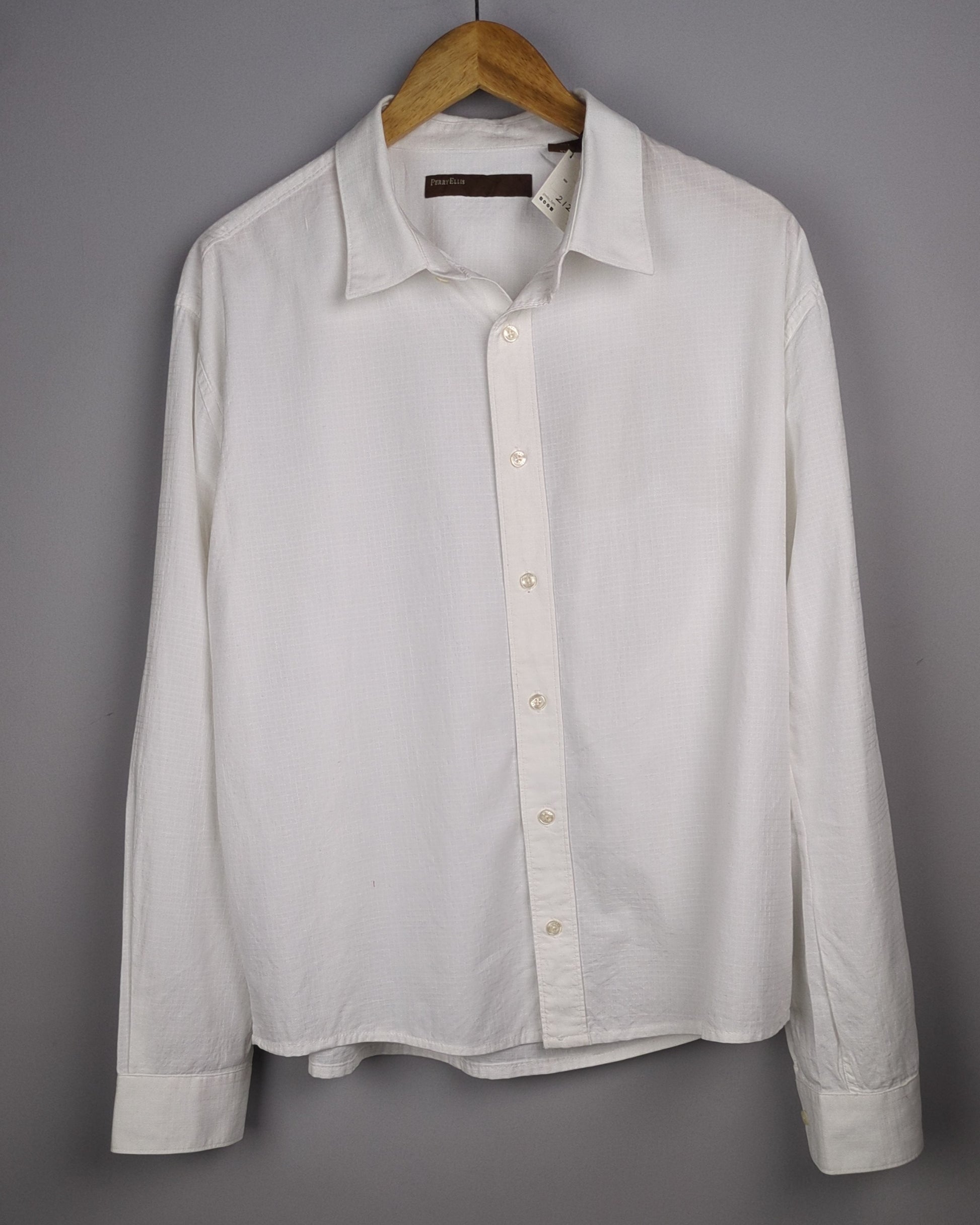 perry ellis dress shirt Perry Ellis White Button-Down Shirt – Prelo