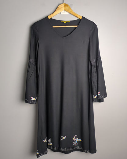 Global Desi Black Shift Dress