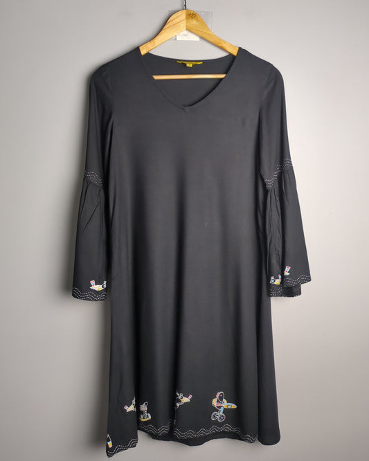 Global Desi Black Shift Dress