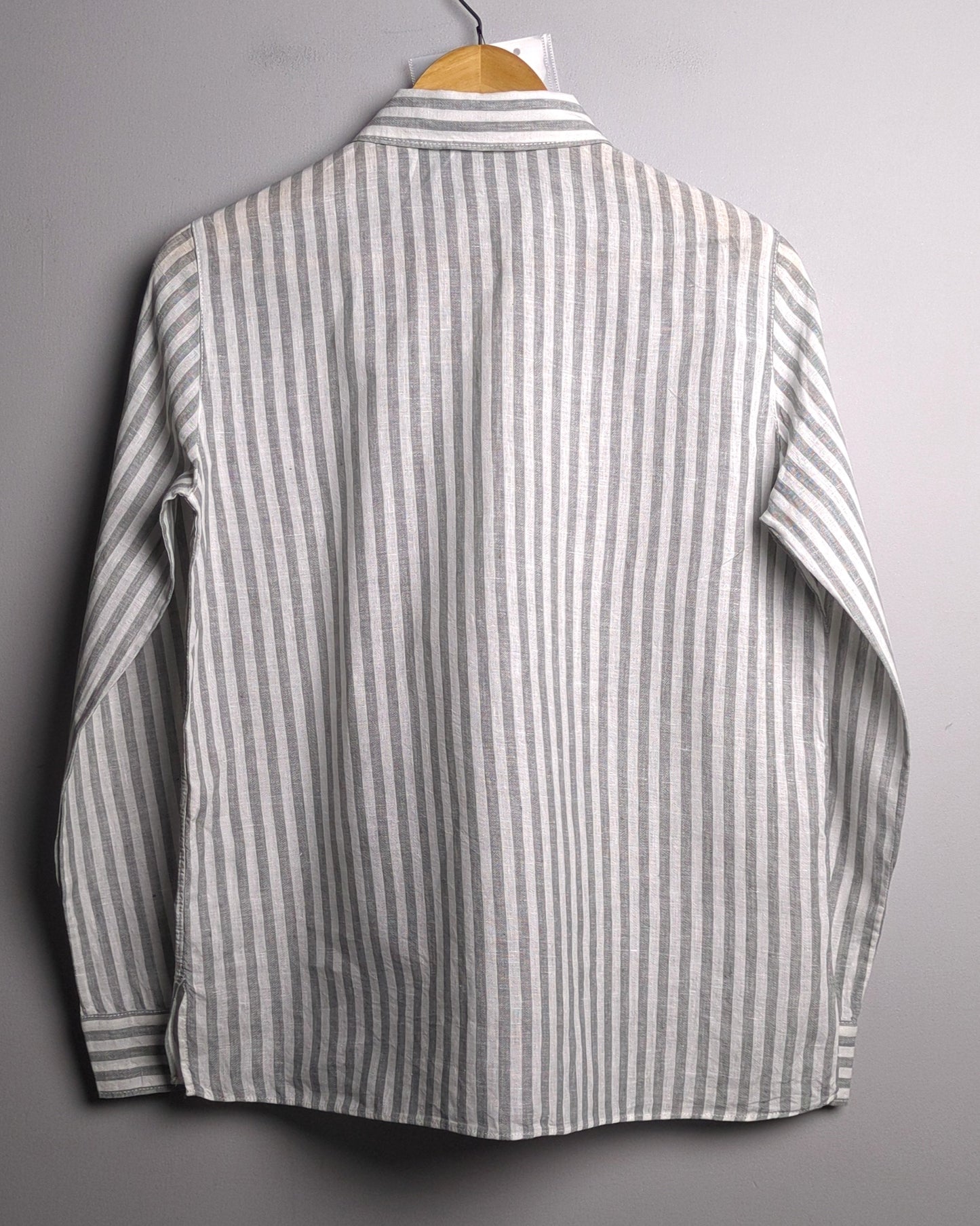 Massimo Dutti Gray Button-Down Shirt