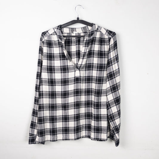Plaid Long Sleeve Top
