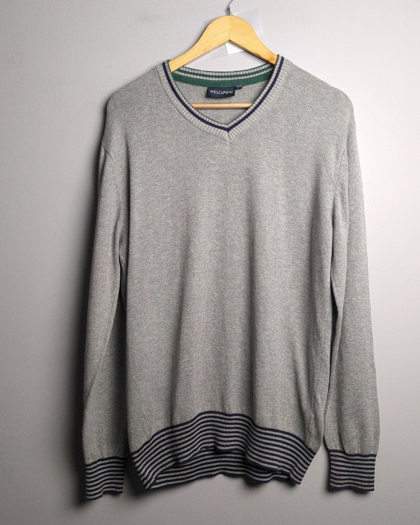 Wesport Gray V-Neck Sweater