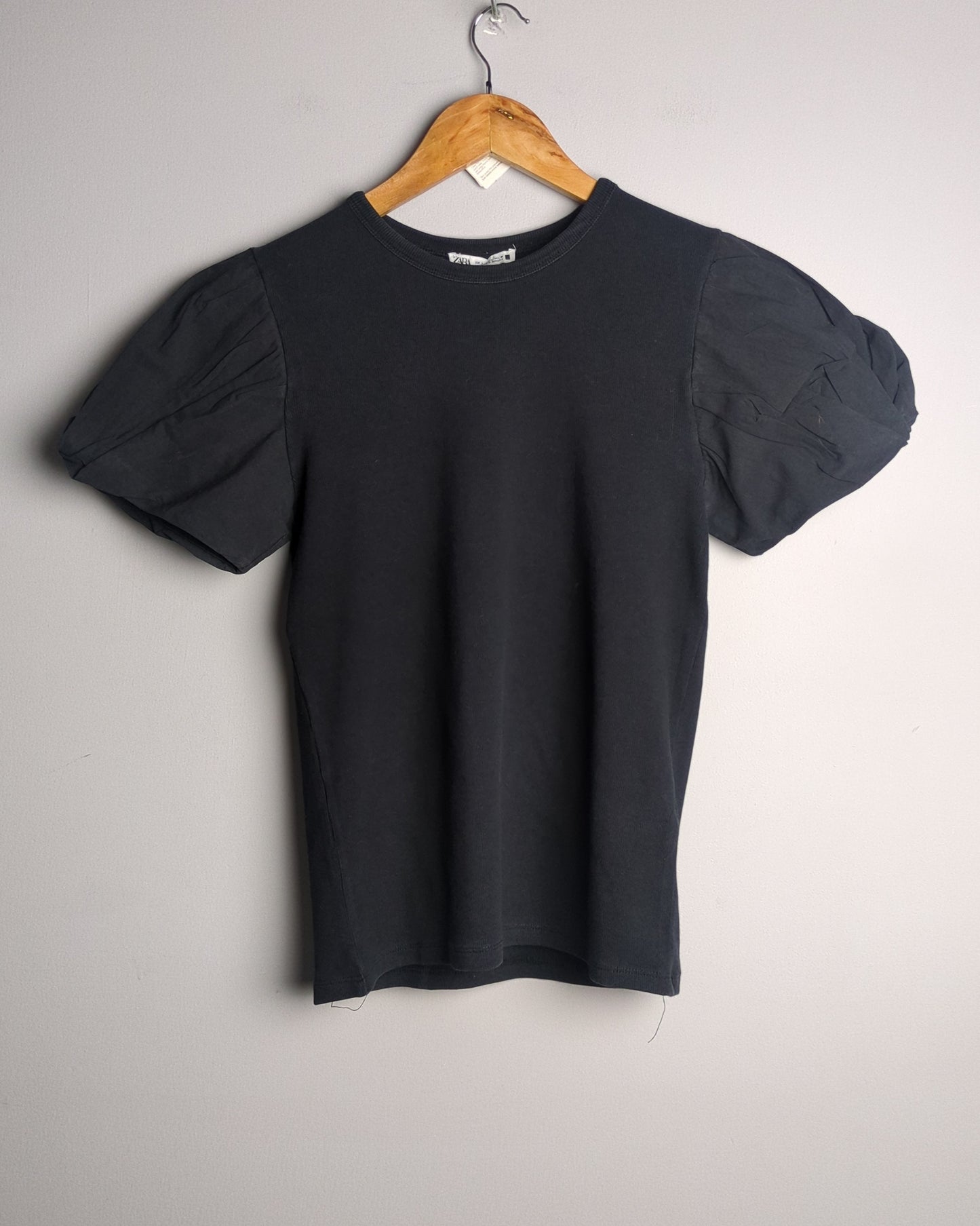 Zara Black Puff-Sleeve Tee