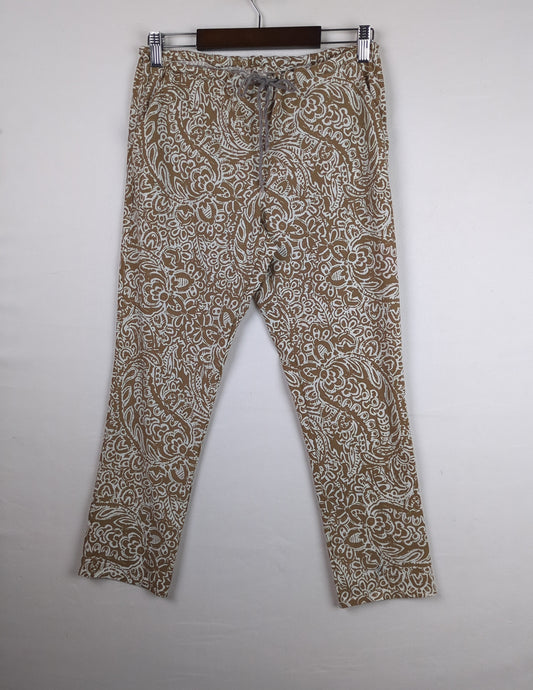 Brown Paisley