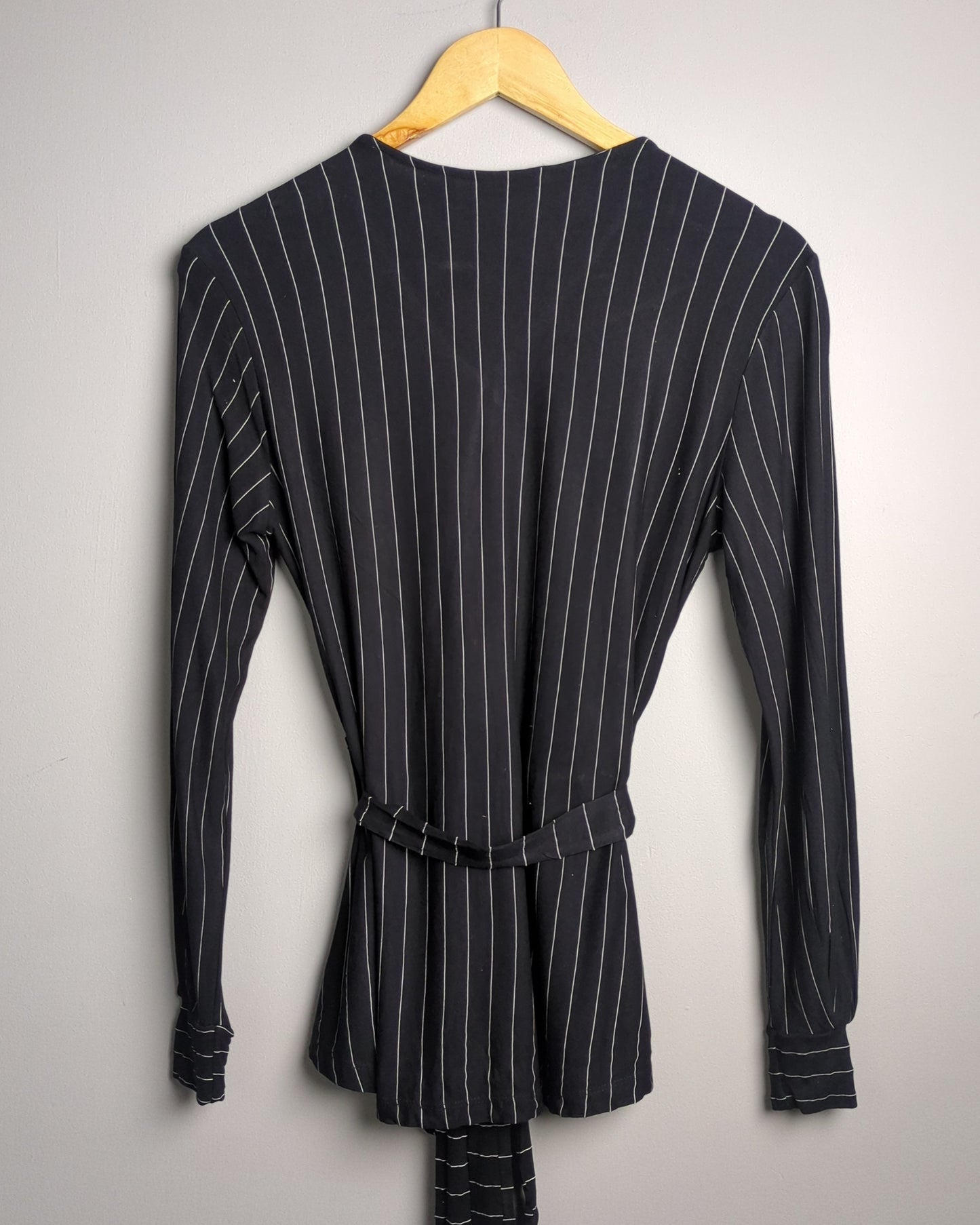 Cottonworld Black Striped Wrap