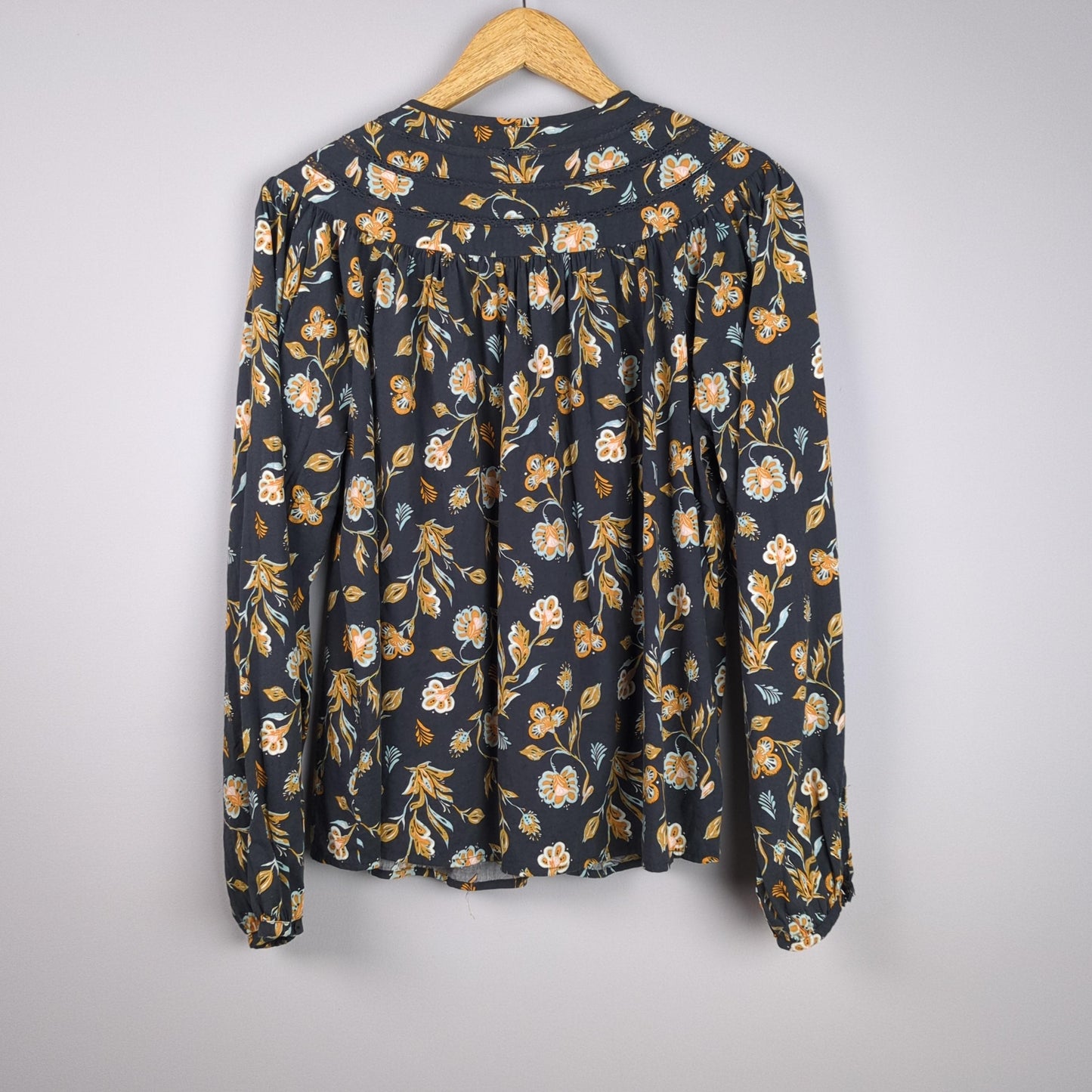 Floral Print Long Sleeve Blouse