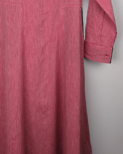 Translate Red Buttoned Kurta