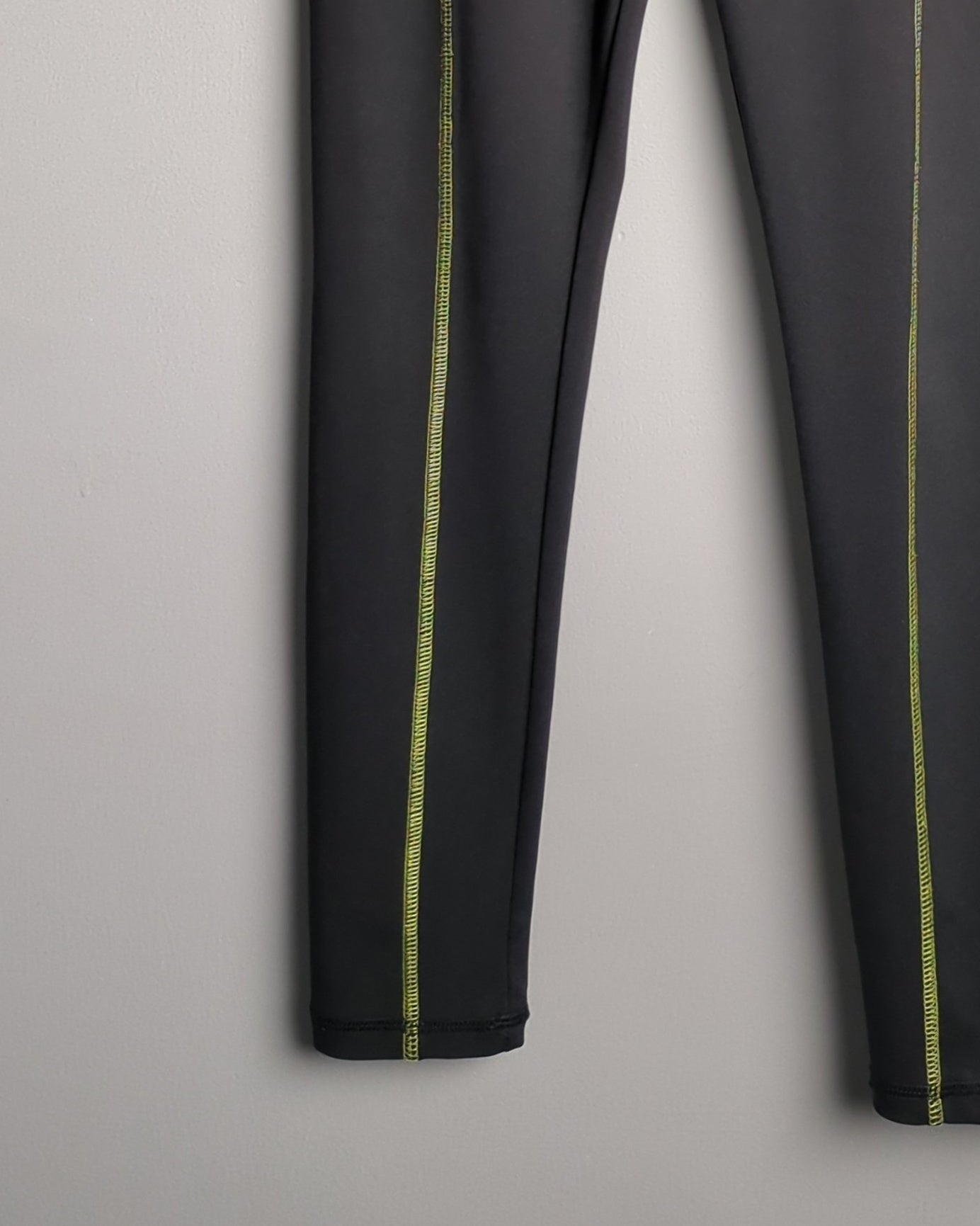 Clovia Black Active Leggings