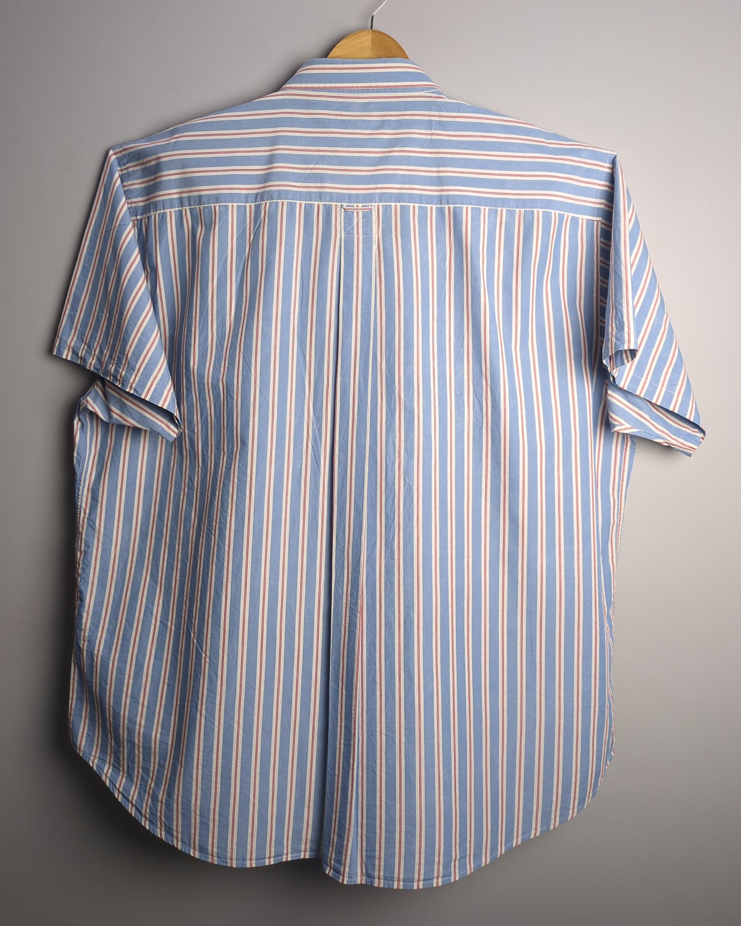 Cutter & Buck Blue Button-Down Shirt