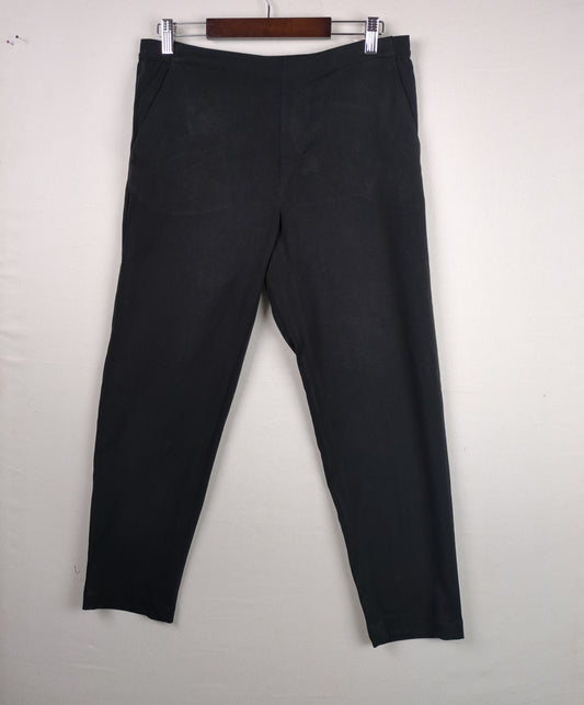 Classic Black