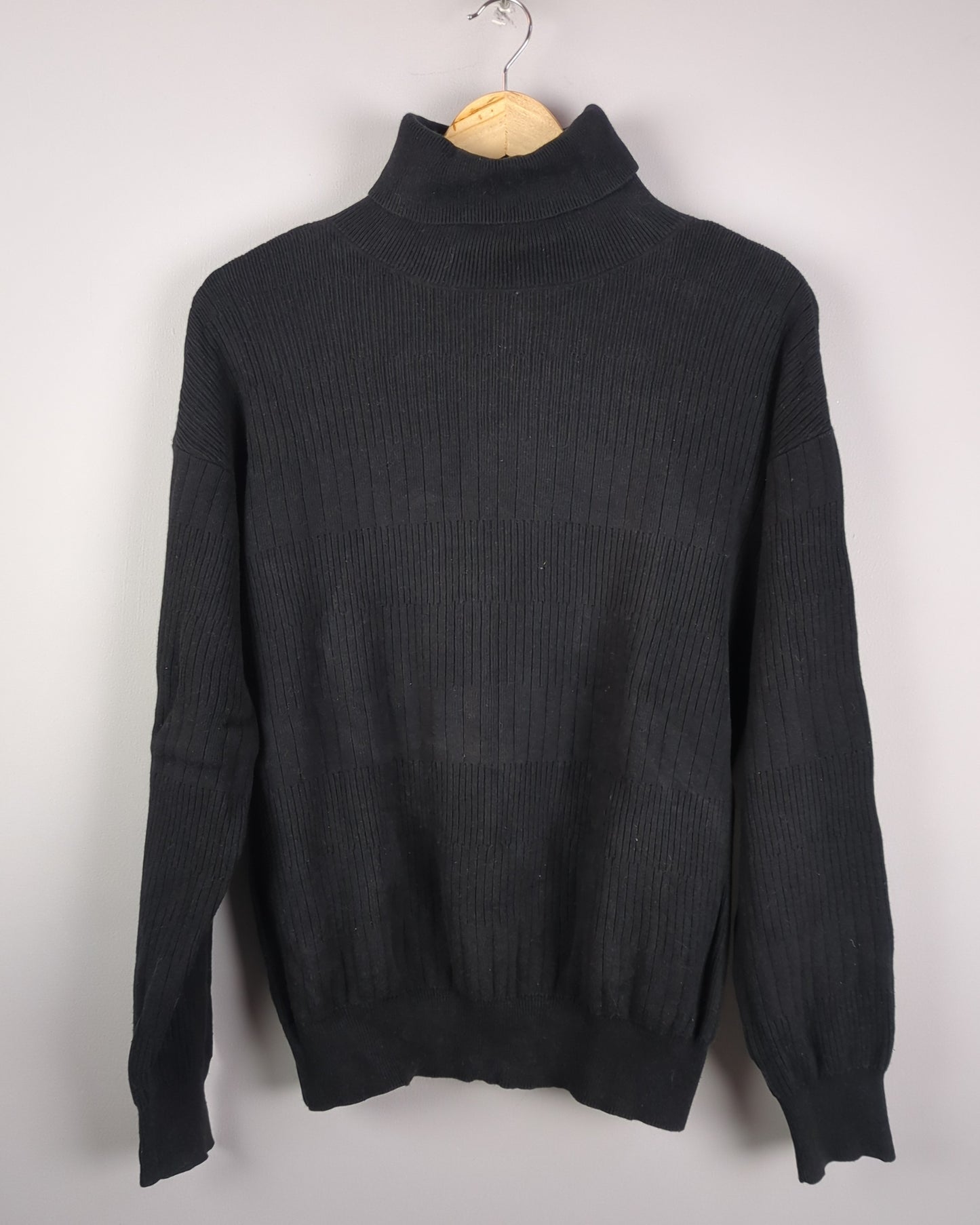 Obsidian Turtleneck