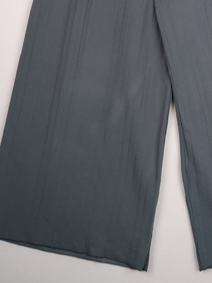 Flowy Grey