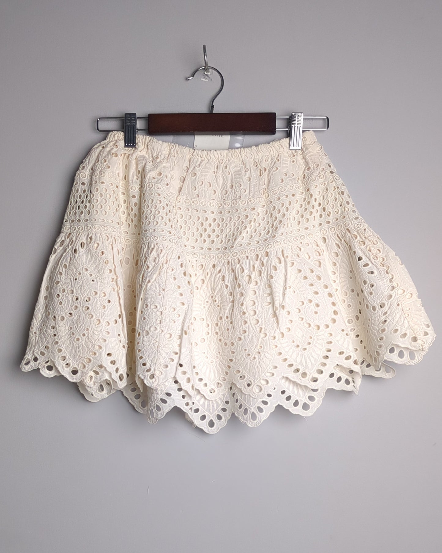 H&M Beige Eyelet Skirt