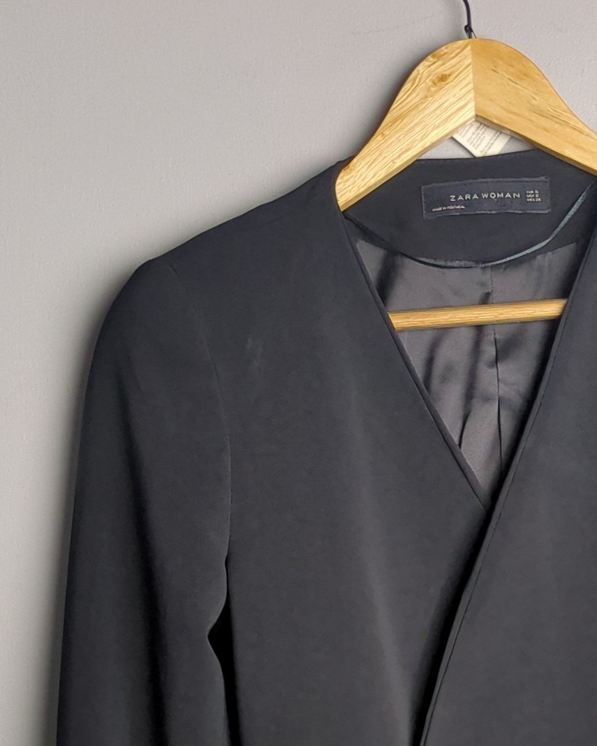 Zara Black Zipper Blazer