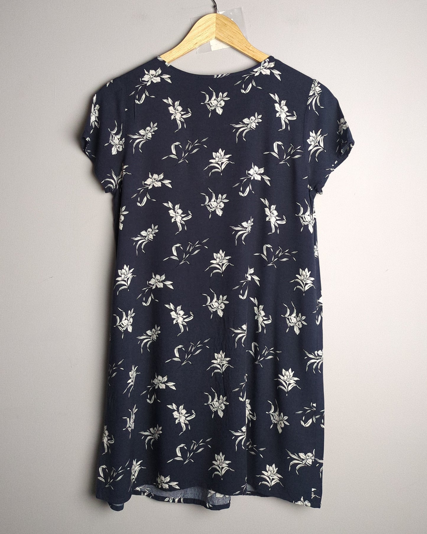 Forever 21 Blue Floral Dress