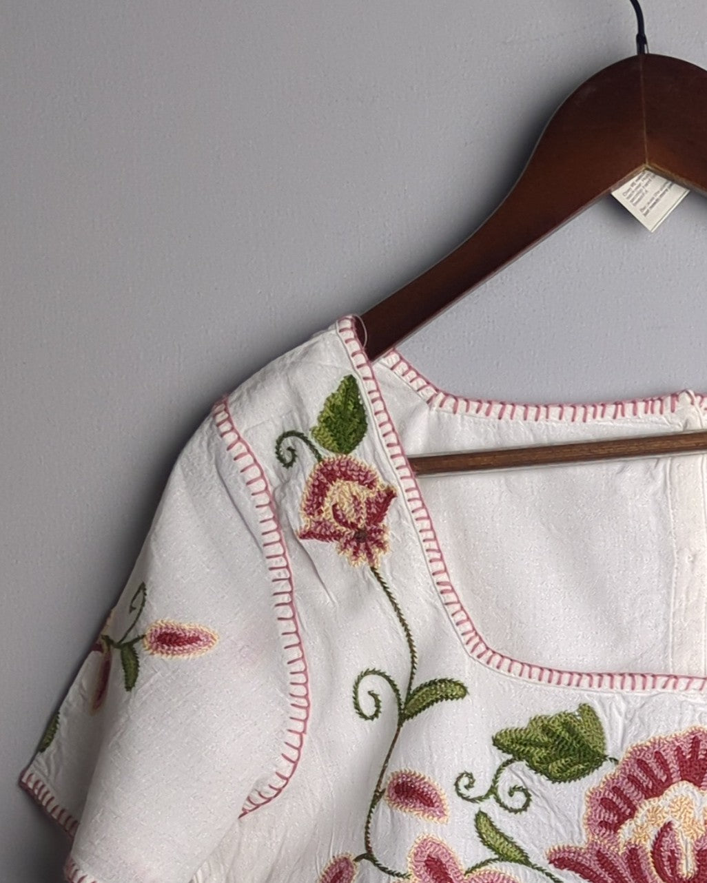 Abercrombie & Fitch White Embroidered Blouse