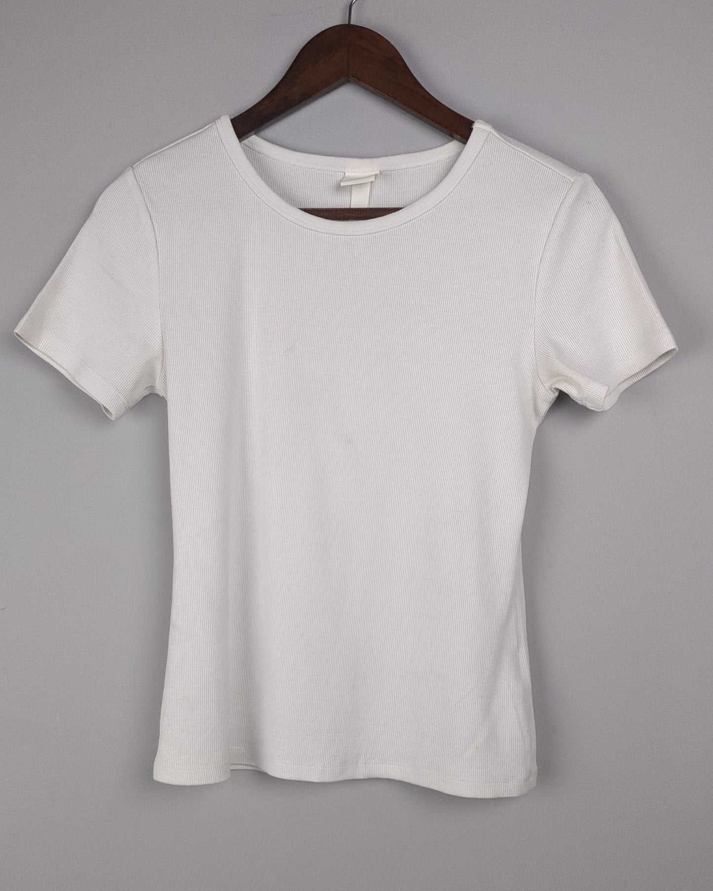 H&M White Ribbed T-shirt