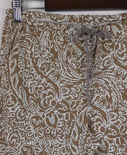 Brown Paisley