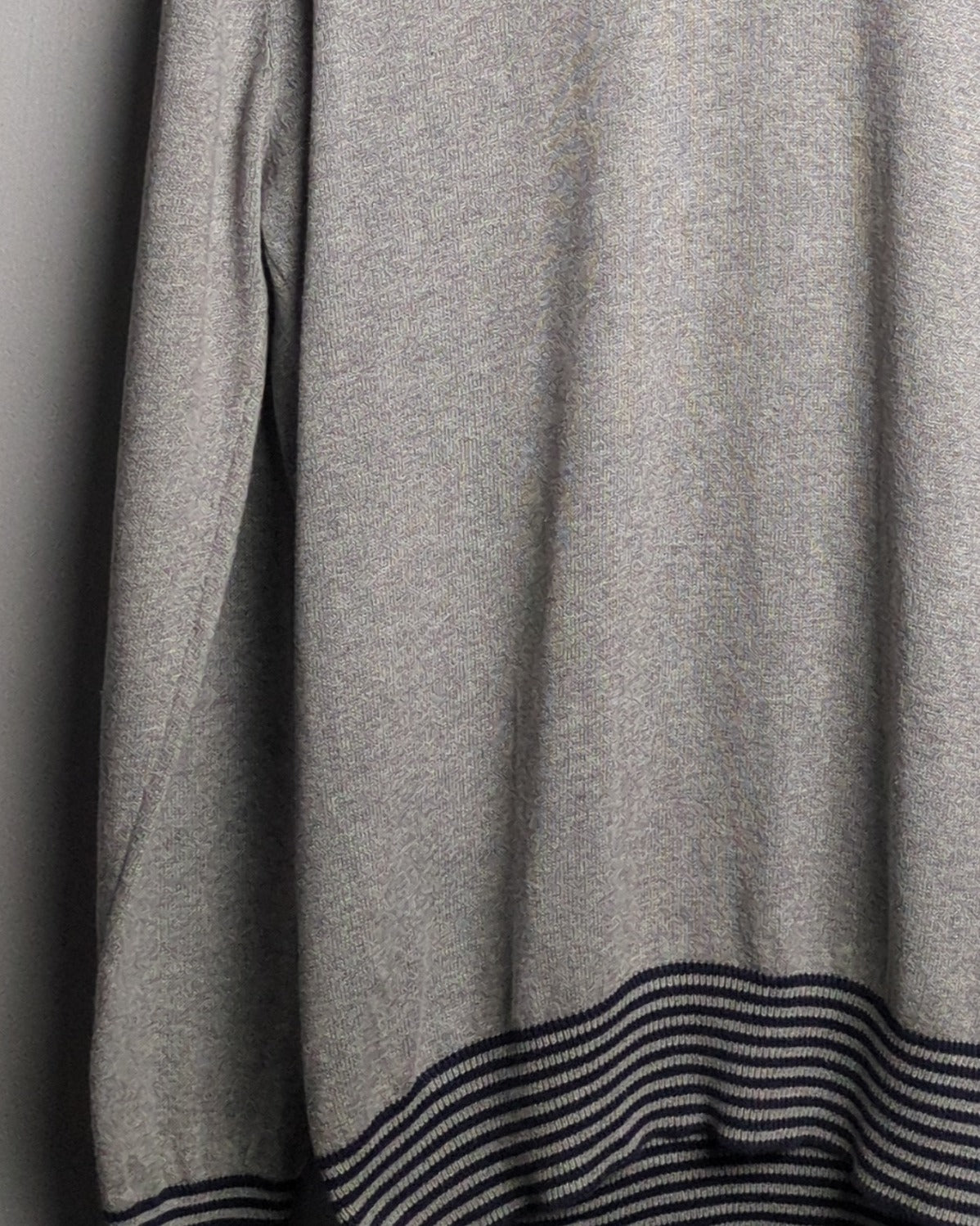Wesport Gray V-Neck Sweater