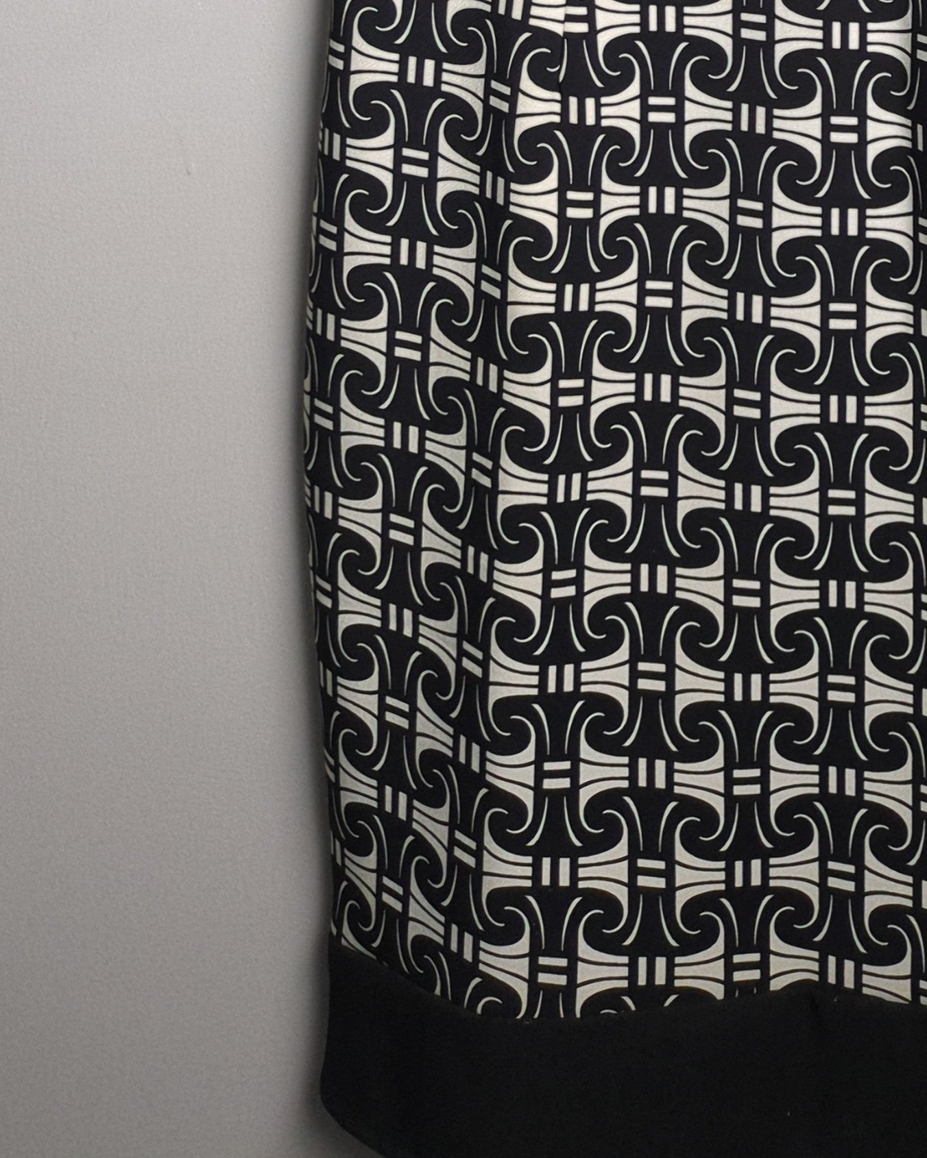 Avirate Black Geometric Dress