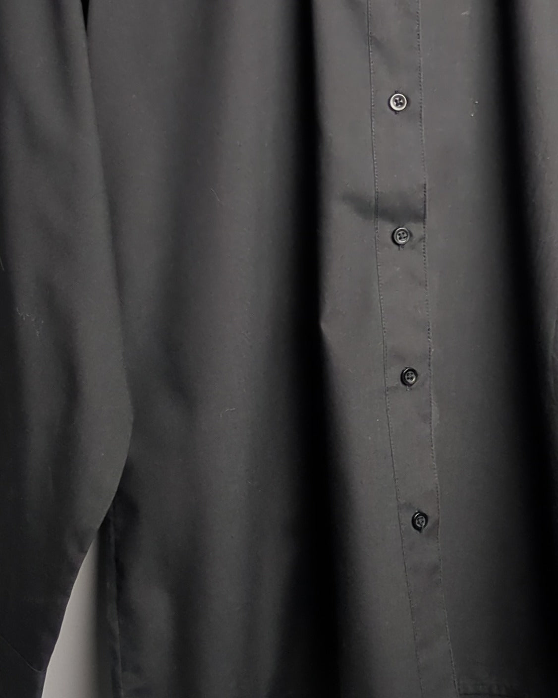 Lady Roberto By Henry Segal Black Button Shirt