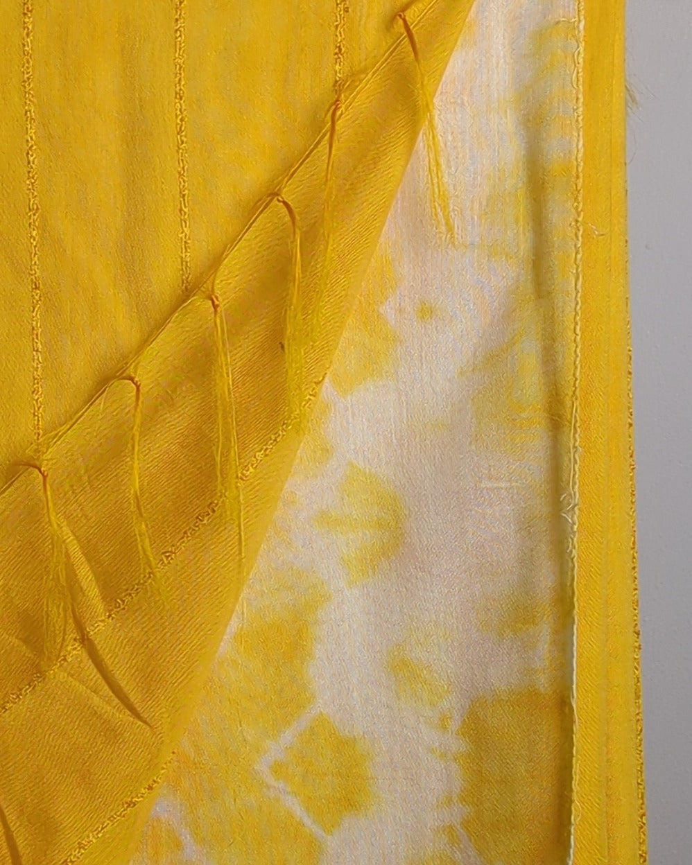 Yellow Textured Saaree