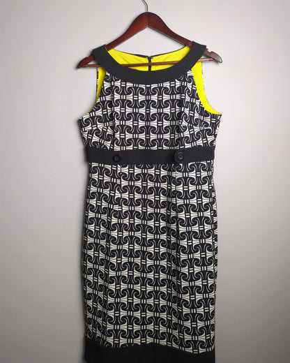 Avirate Black Geometric Dress