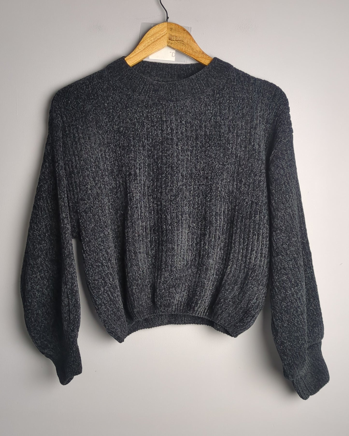 Urbanic Gray Ribbed Sweater