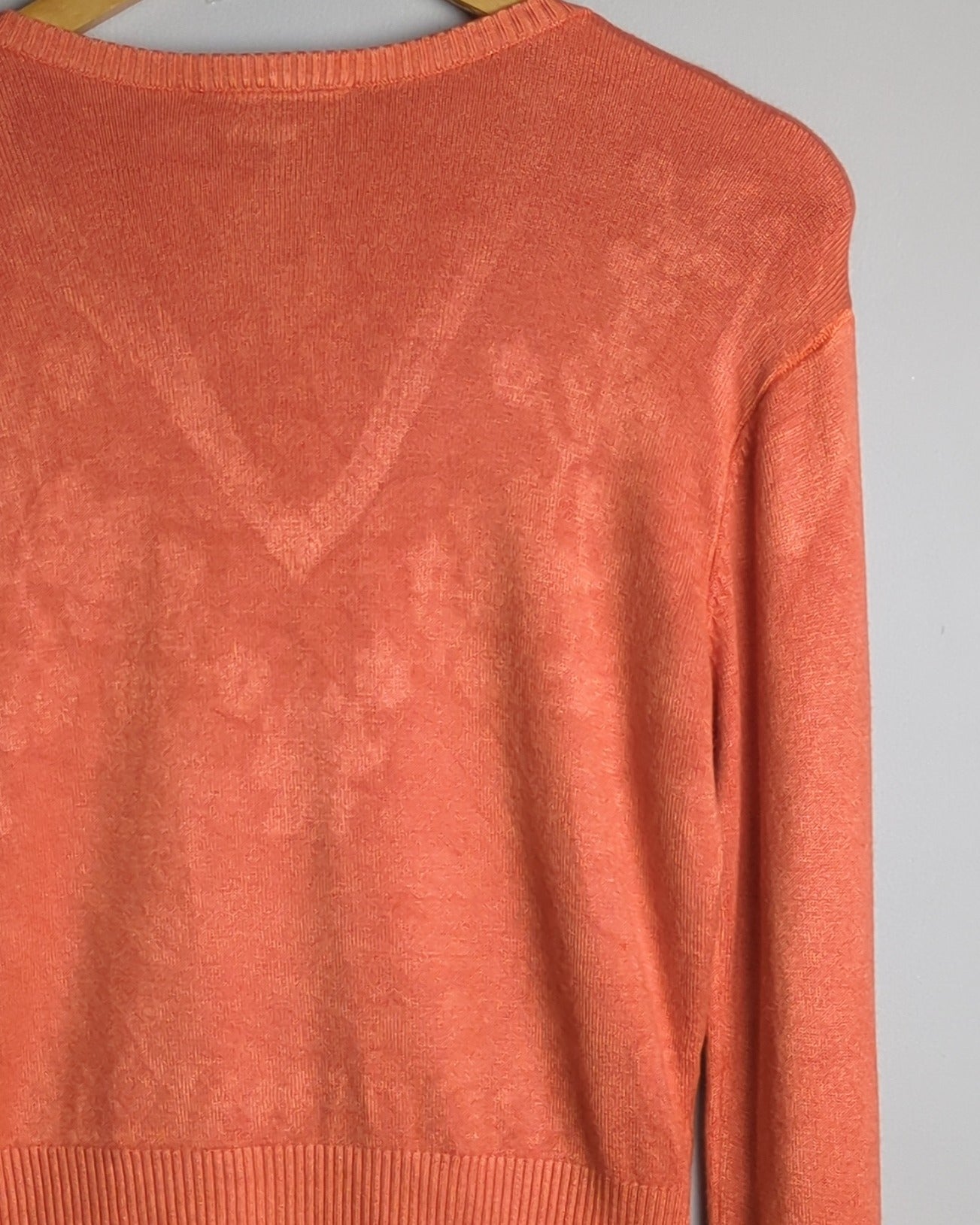 Persaman Petite Orange V-Neck Sweater
