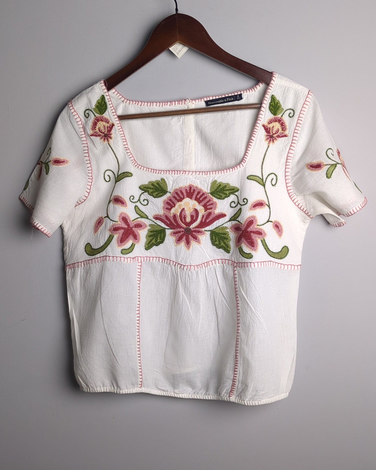 Abercrombie & Fitch White Embroidered Blouse