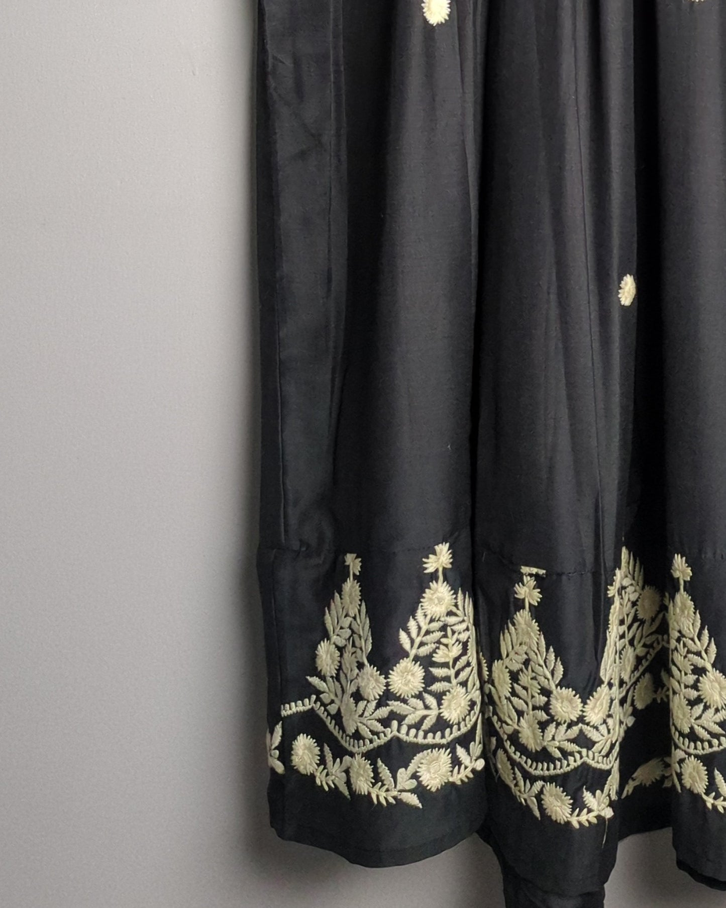 Black Embroidered Kurta