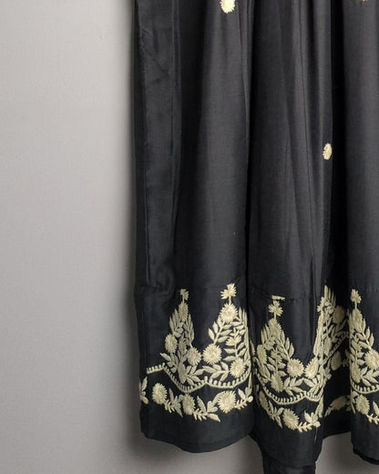 Black Embroidered Kurta