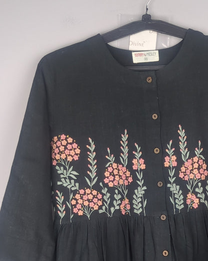 Bombay Paisley Black Embroidered Kurta