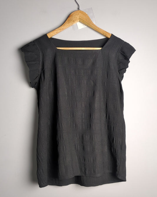 Savana Black Ruffle Top
