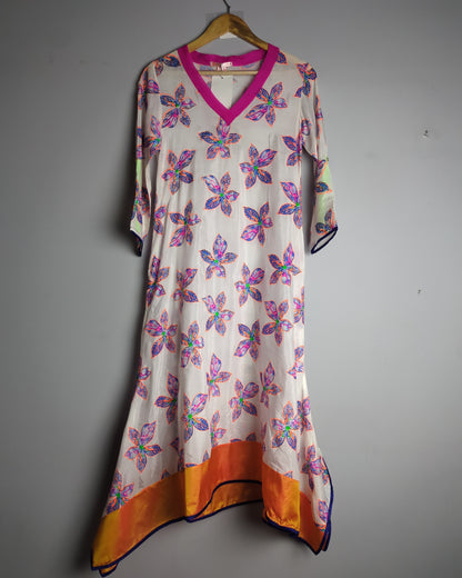 Uthenia White Floral Kurti