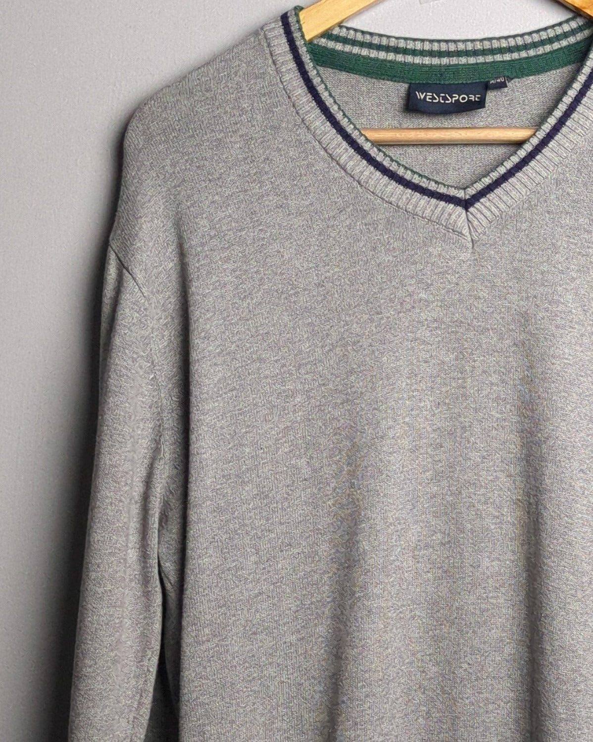 Wesport Gray V-Neck Sweater