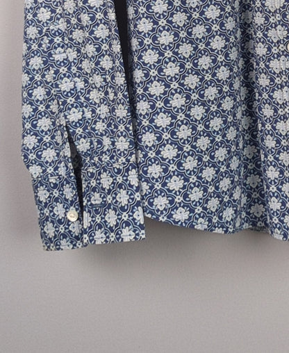 Navy Blooms