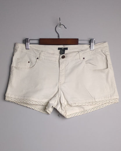 H&M Beige Denim Shorts