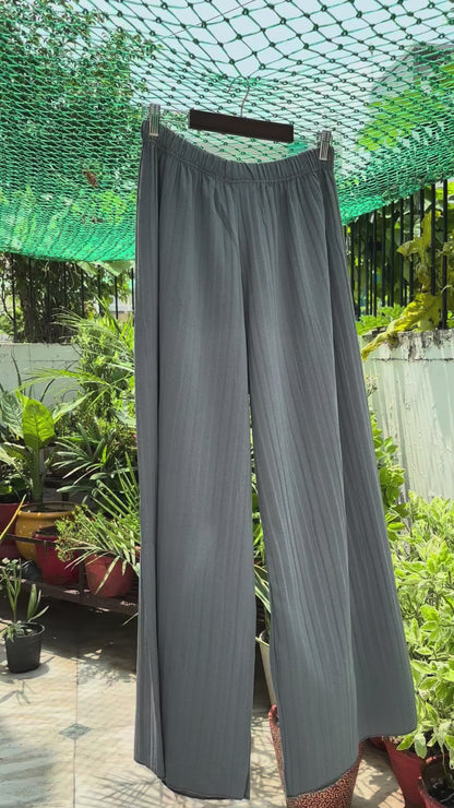 Flowy Grey