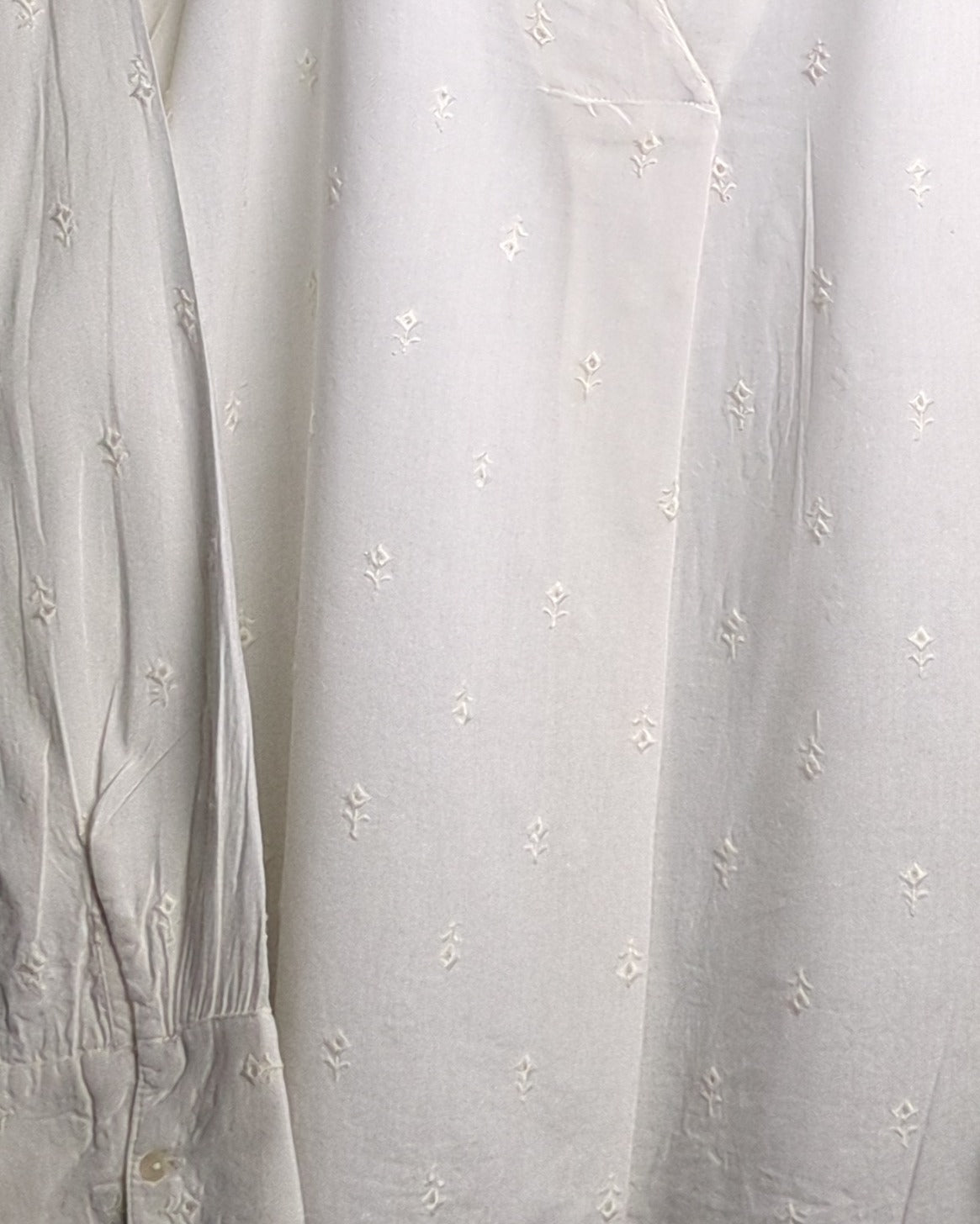 Old Navy White Embroidered Blouse