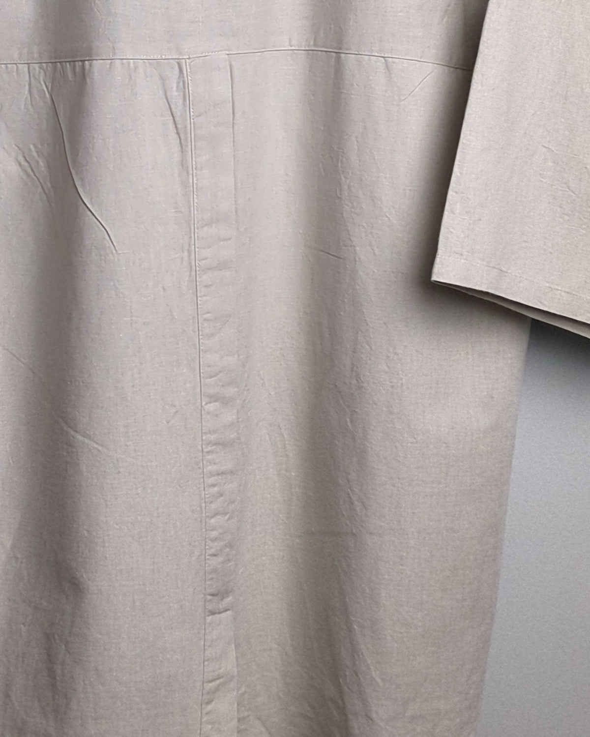 Ellen Tracy Beige Zip Top