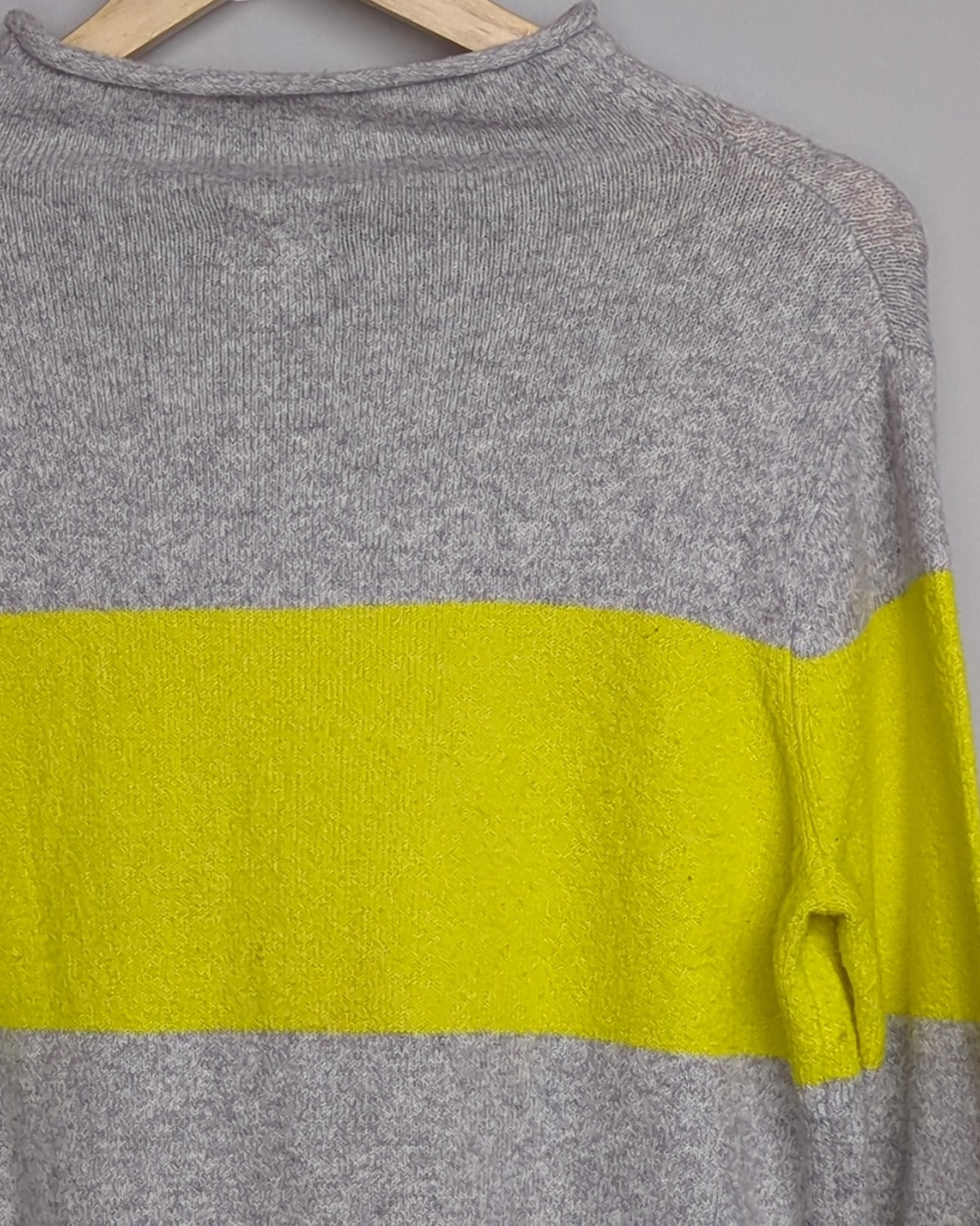 Old Navy Gray Striped Sweater