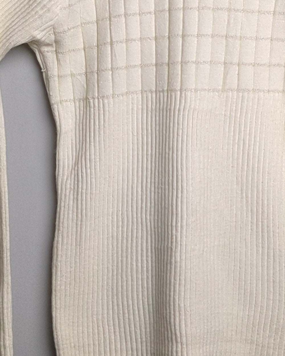 Hulin White Ribbed Sweater