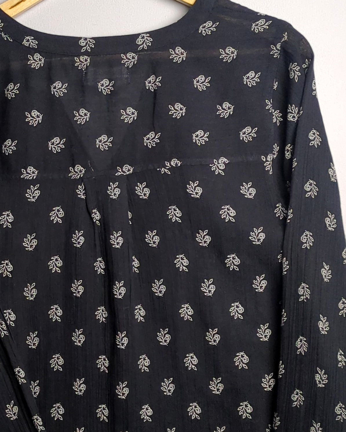 Old Navy Black Button-Down Tunic