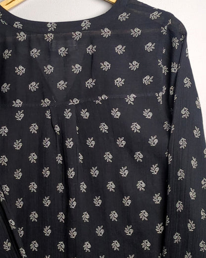 Old Navy Black Button-Down Tunic