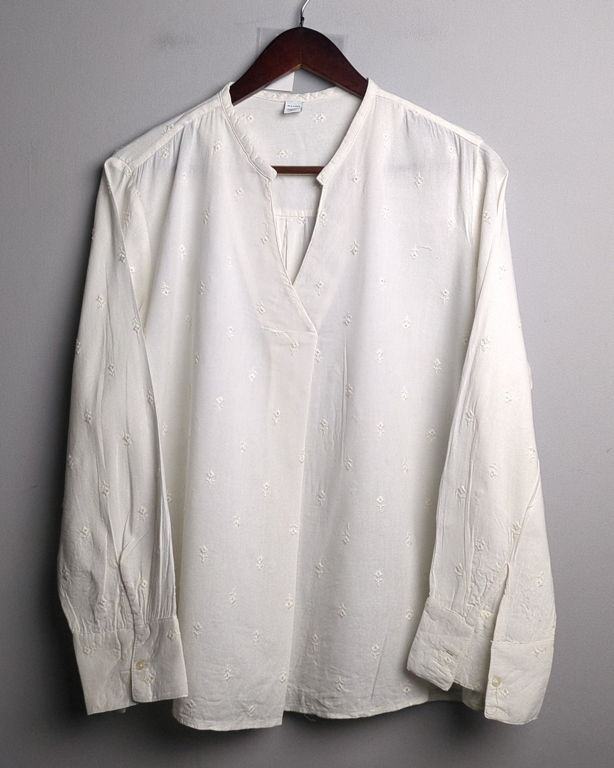 Old Navy White Embroidered Blouse