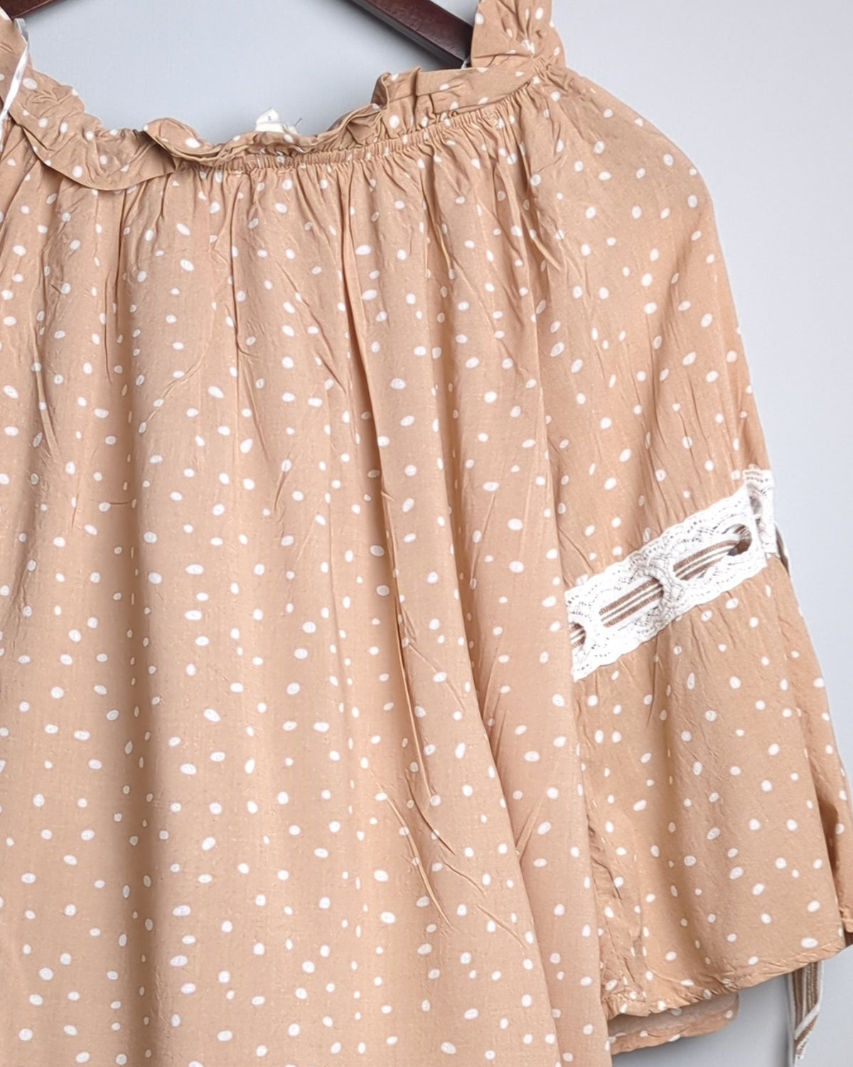 Surf Gypsy Beige Polka Top