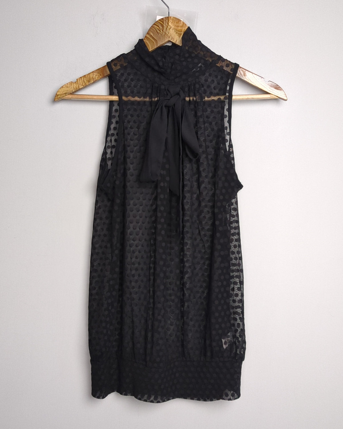 Joyful Springsummer Black Sleeveless Blouse