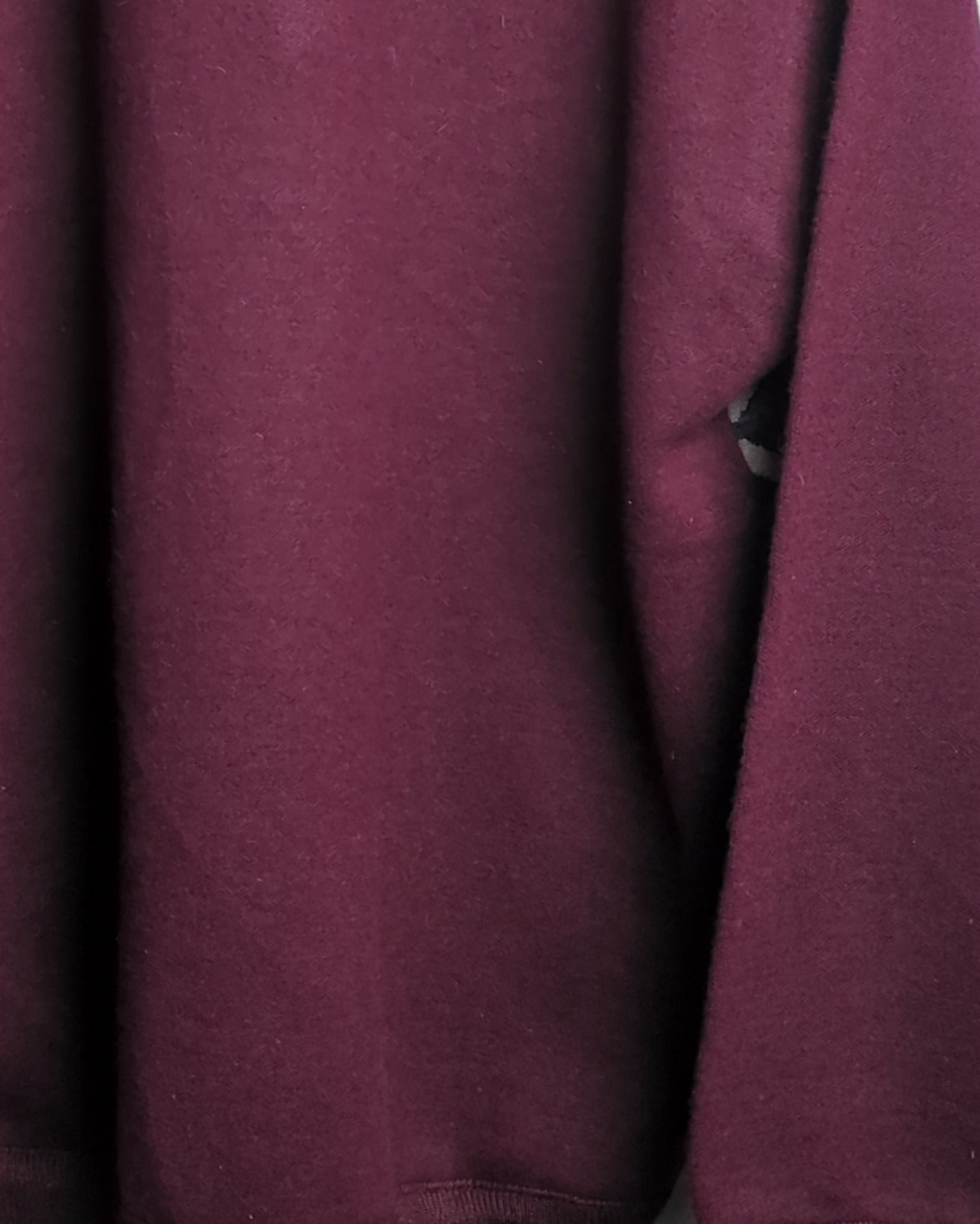 Xuevao Wine V-Neck Sweater
